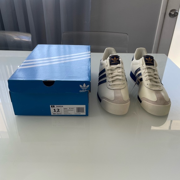 Adidas Samoa Sneakers White and Blue US12 JQ0047 - Picture 2 of 5